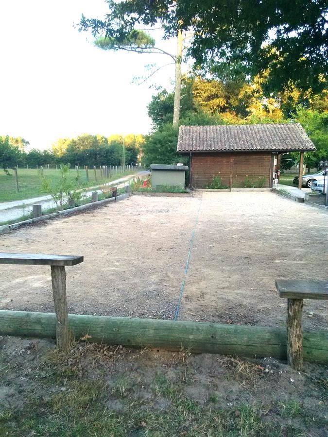 Camping Familial Les Chalets D'Uza Kültér fotó